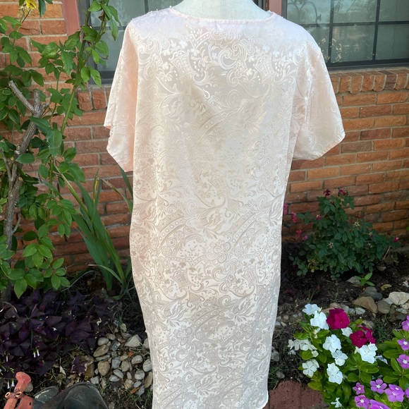 Bali Intimates & Sleepwear Vintage Bali Large Pink Nightgown Poshmark